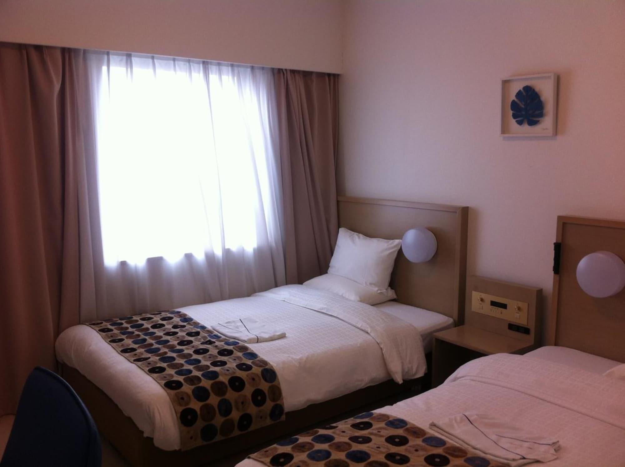 Smile Hotel Okinawa Naha Luaran gambar